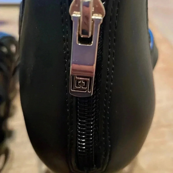 Liz Claiborne Black gold Women's heels mobwife cocktail evening 9W - Picture 5 of 8